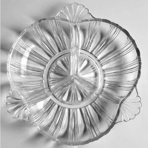 Vintage HAZEL ATLAS 572 Clear Ridge Fan 7" 3 Part Tricorne Relish Dish